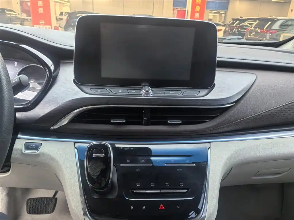 BUICK GL8
