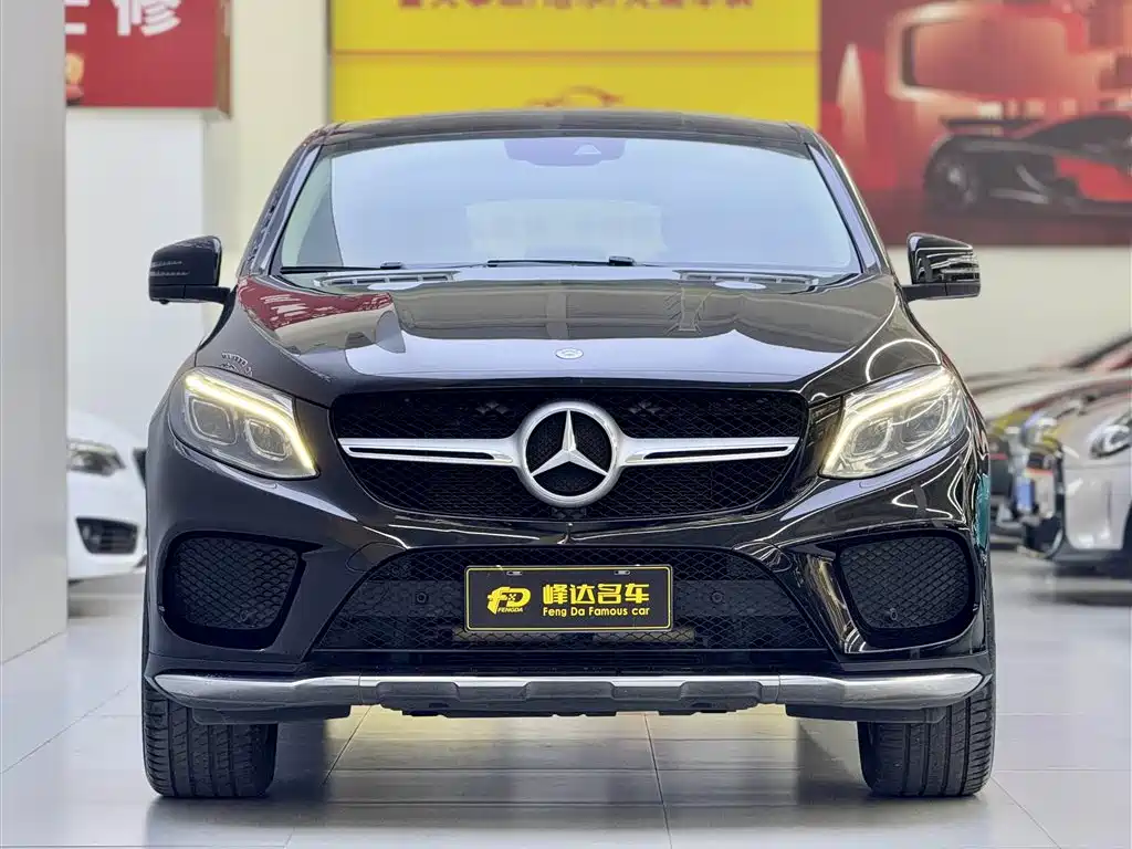 Mercedes-Benz GLE Coupe 2018 GLE 320 4MATIC Coupe SUV фото 3