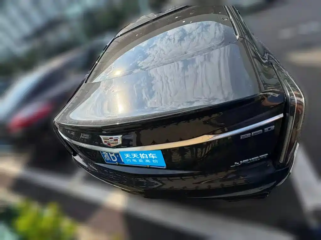 Фото 2 - Cadillac CT6