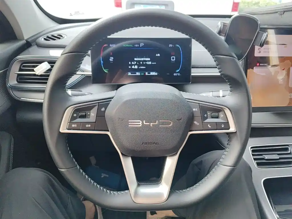 BYD Destroyer 05 2024 Glory Edition DM-i 55KM Luxury фото 11