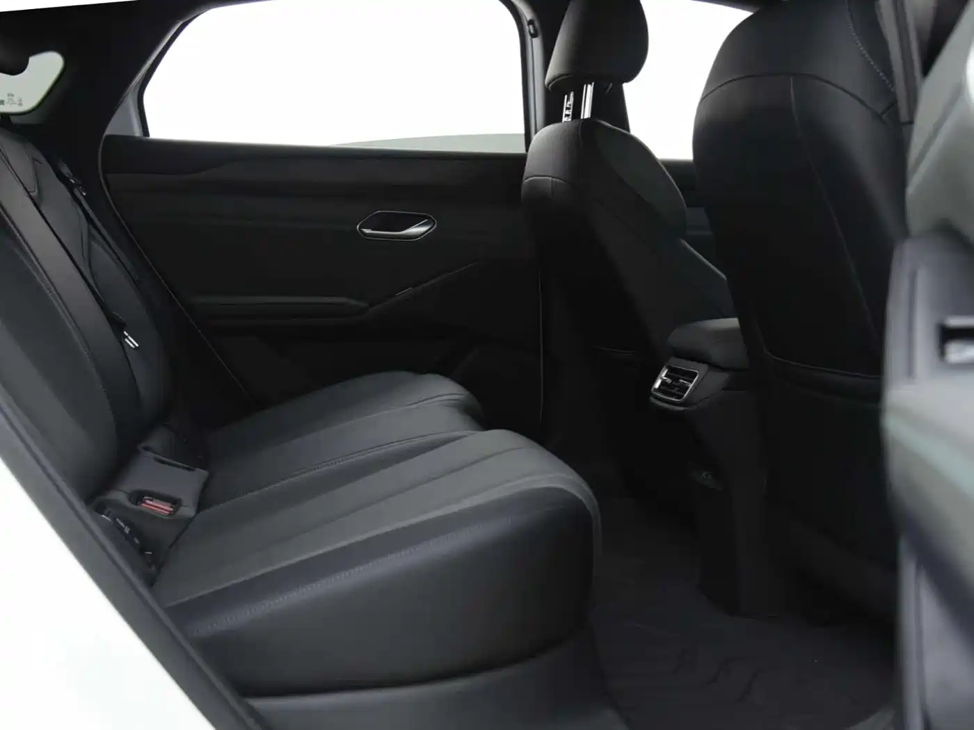 BYD Qin L 2026 2025 EV 470KM Leading Edition