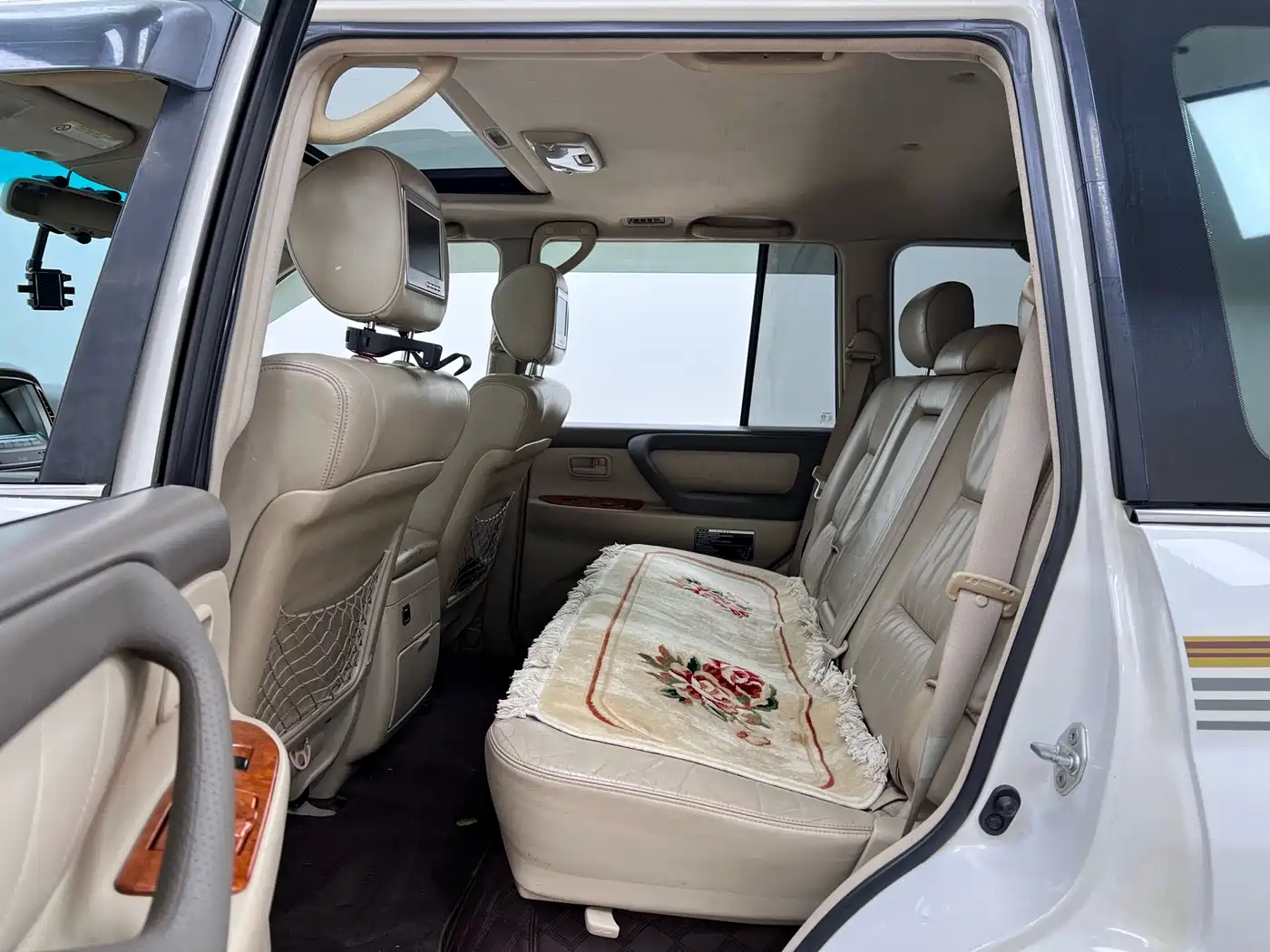 Toyota Land Cruiser 2005 Model 4.7L Automatic VX-R Luxury DVD Edition фото 14