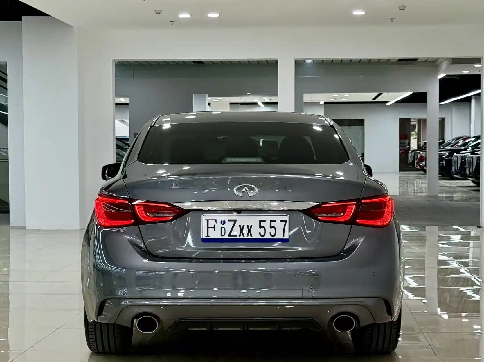 Фото 4 - Infiniti Q50L
