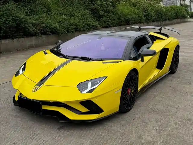  Lamborghini Aventador 2018 Aventador S Roadster