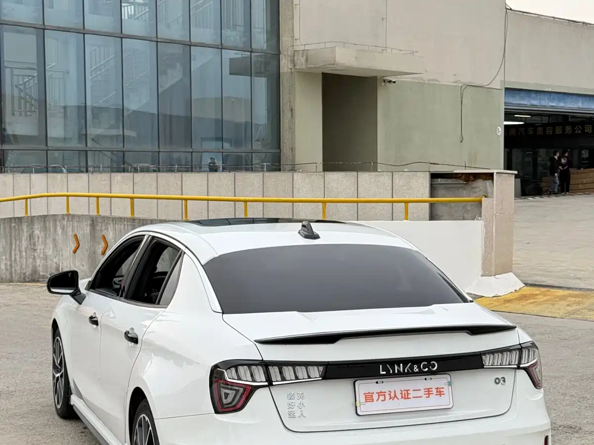LYNK 03