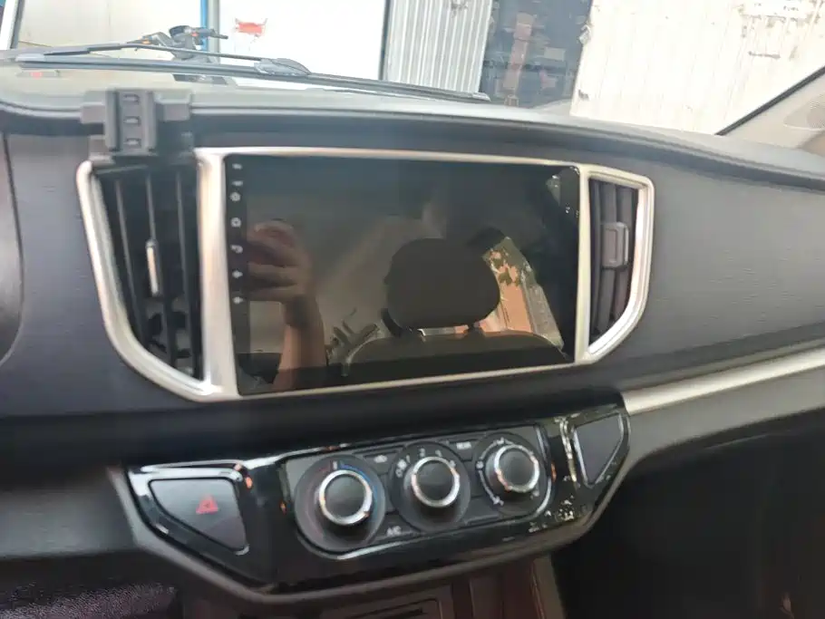 Dongfeng Fengxing Lingzhi 2022 2022 M5L 1.6L Utility 7-Seater