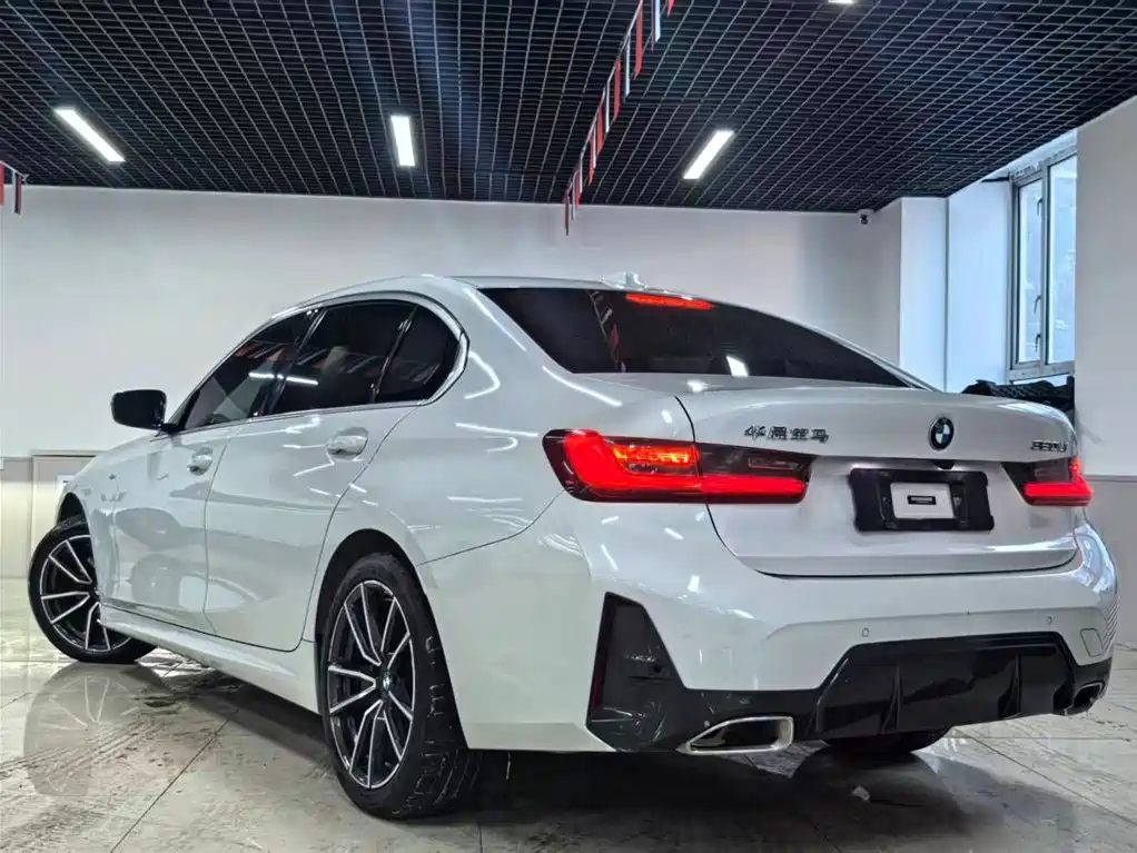 BMW 3 Series 2023 320Li M Sport Package фото 5