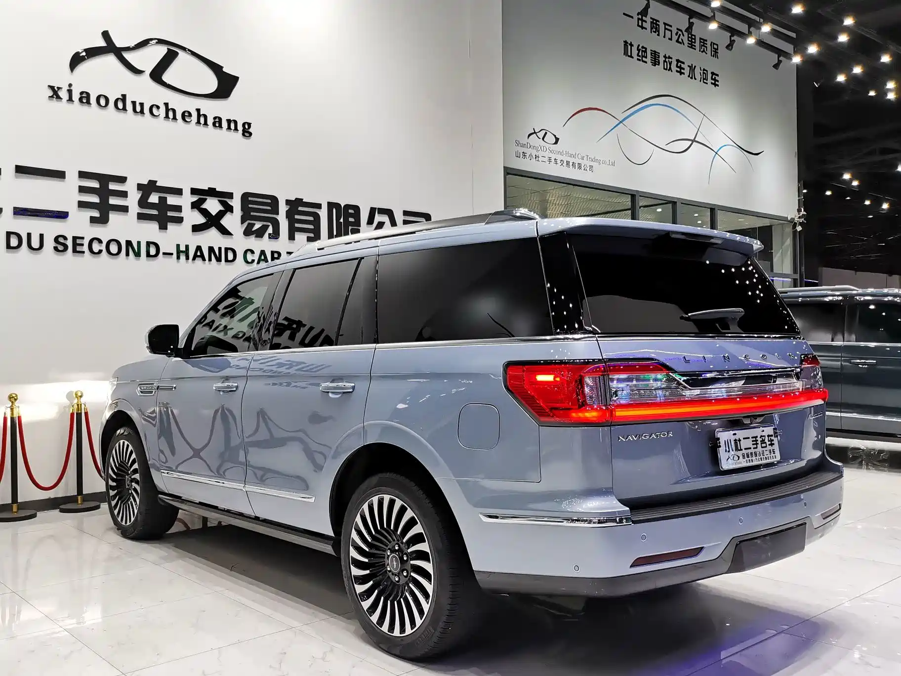Фото 15 - Lincoln Navigator