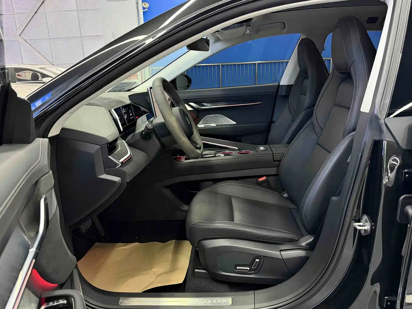 ZEEKR EXTREME KRYPTON 001