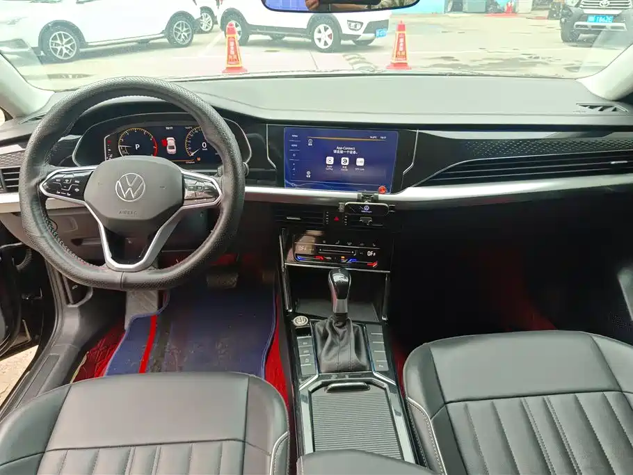 Volkswagen Passat 2023 Facelift 330TSI Starlight Elite Edition фото 12