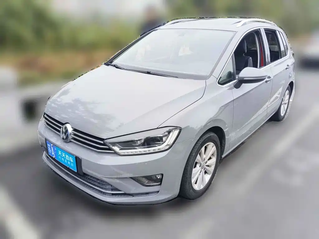 Volkswagen Golf Sportsvan 2018 — пригон из Китая