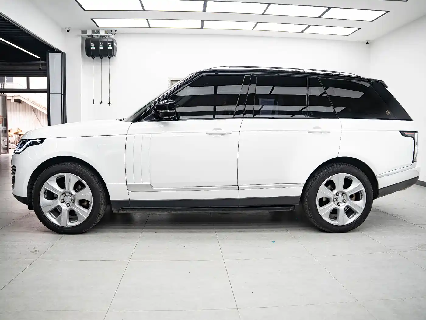 Land Rover Range Rover 2015 3.0 SC V6 Vogue фото 5