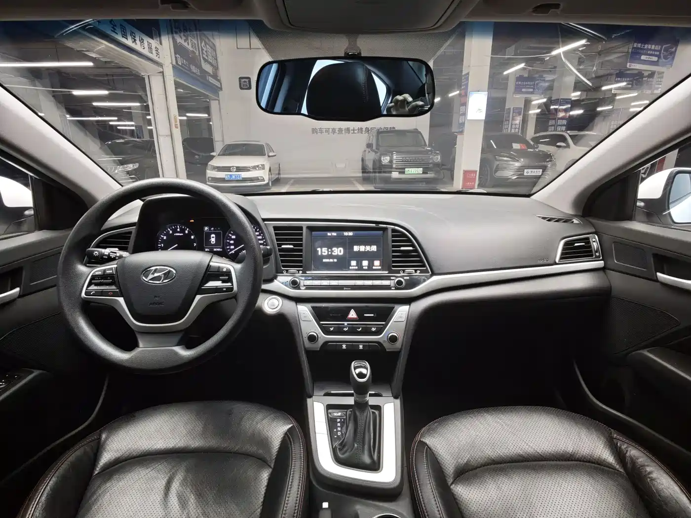 Hyundai Elantra 2016 Model 1.6L Automatic Smart Elite фото 4