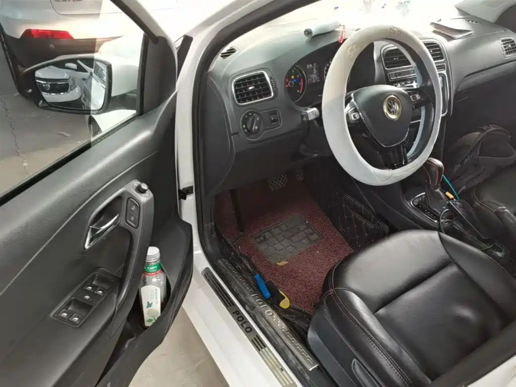 Volkswagen Polo 2018 1.5L Auto Comfort фото 16
