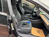 Фото 4 - Tesla Model 3