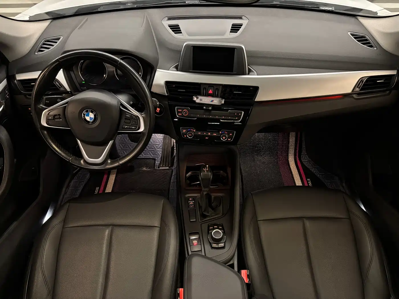 BMW X1 2019 sDrive20Li Leading Model фото 11