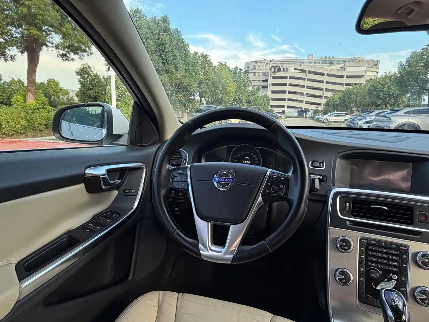 Photo 14 - Volvo S60