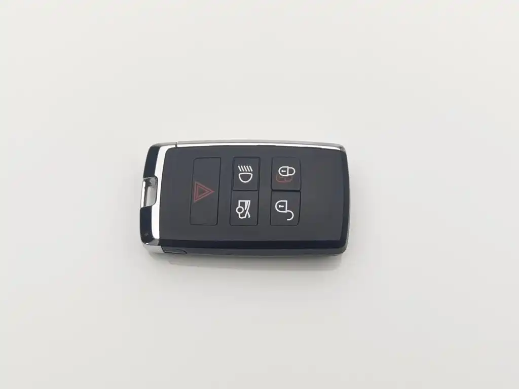 Jaguar XEL, миниатюра 19