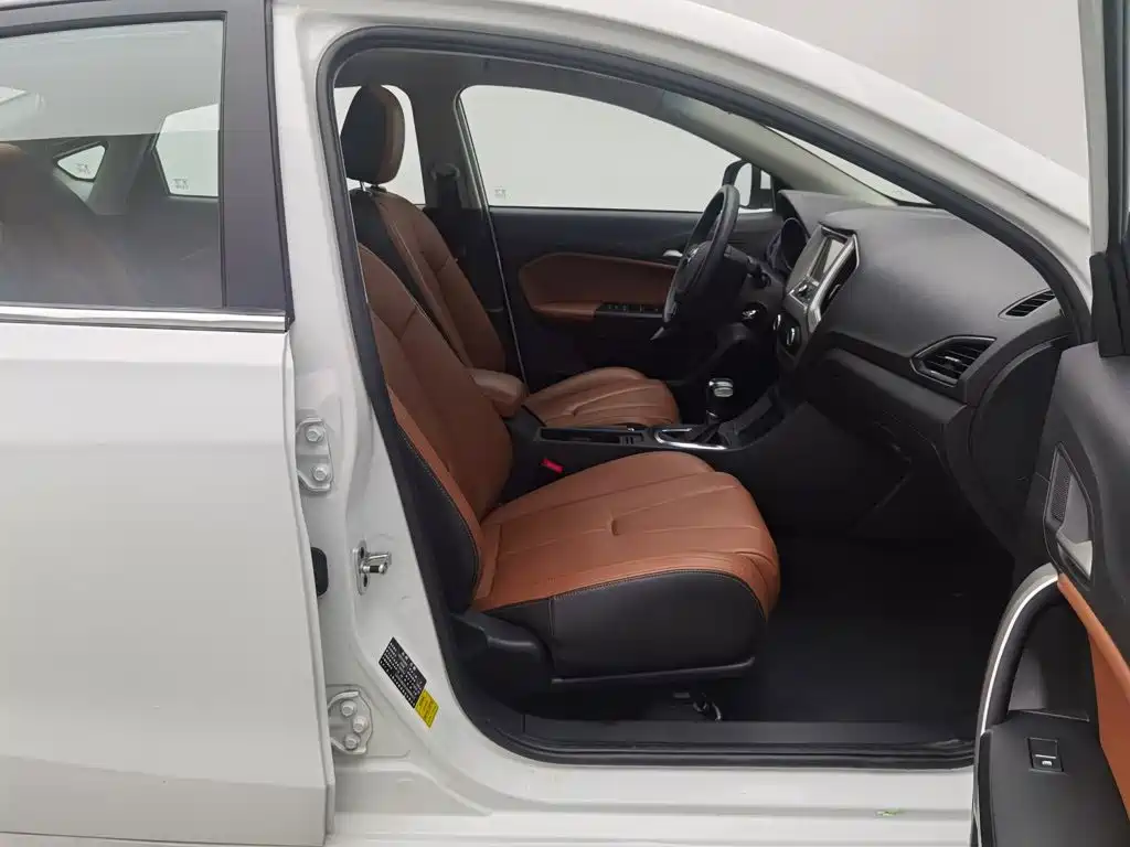 MG GT 2018 2016 Model 1.5L Automatic Premium Luxury Edition