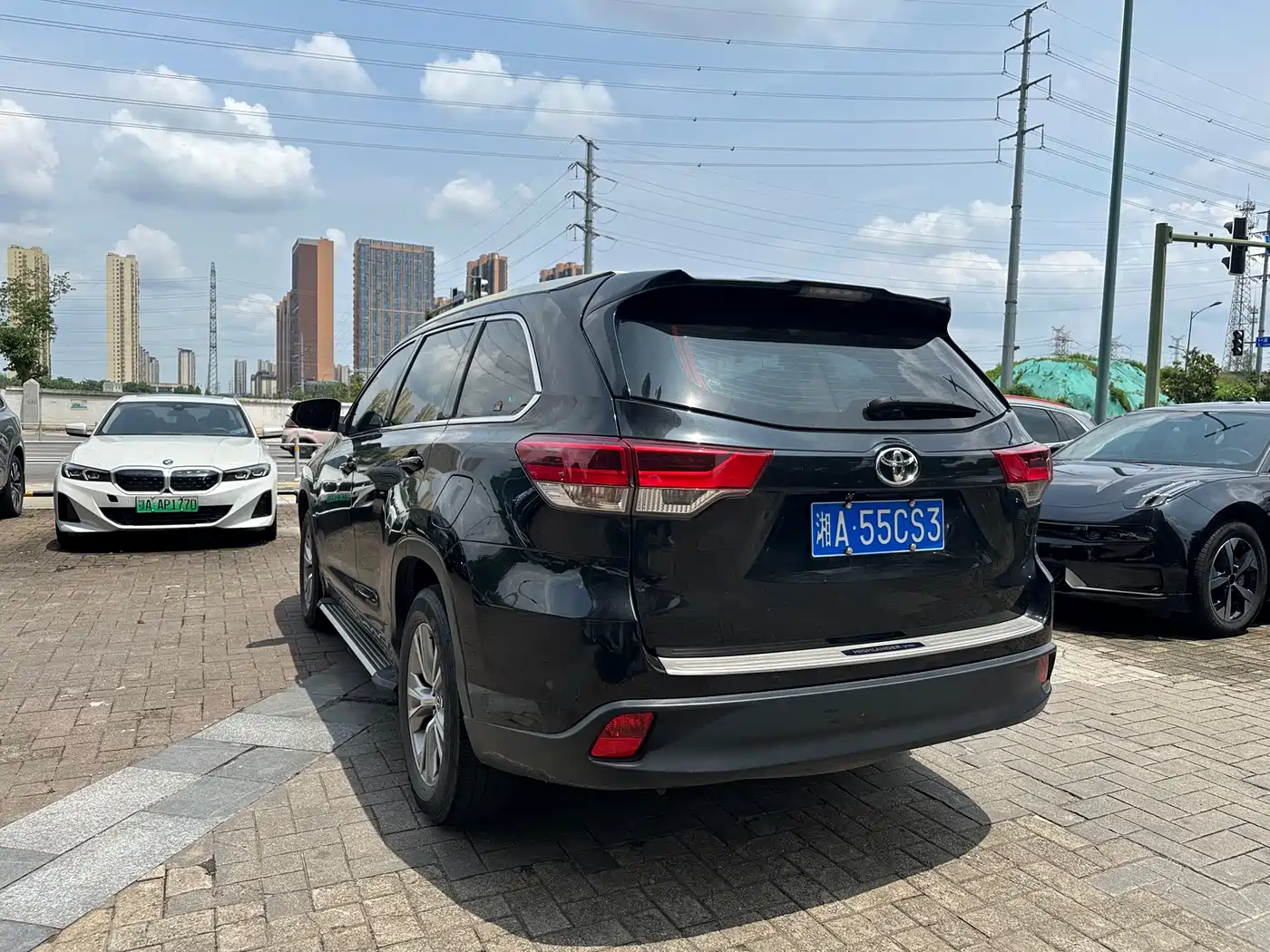 Toyota Highlander 2021 2.0T FWD Elite 5-Seater фото 5