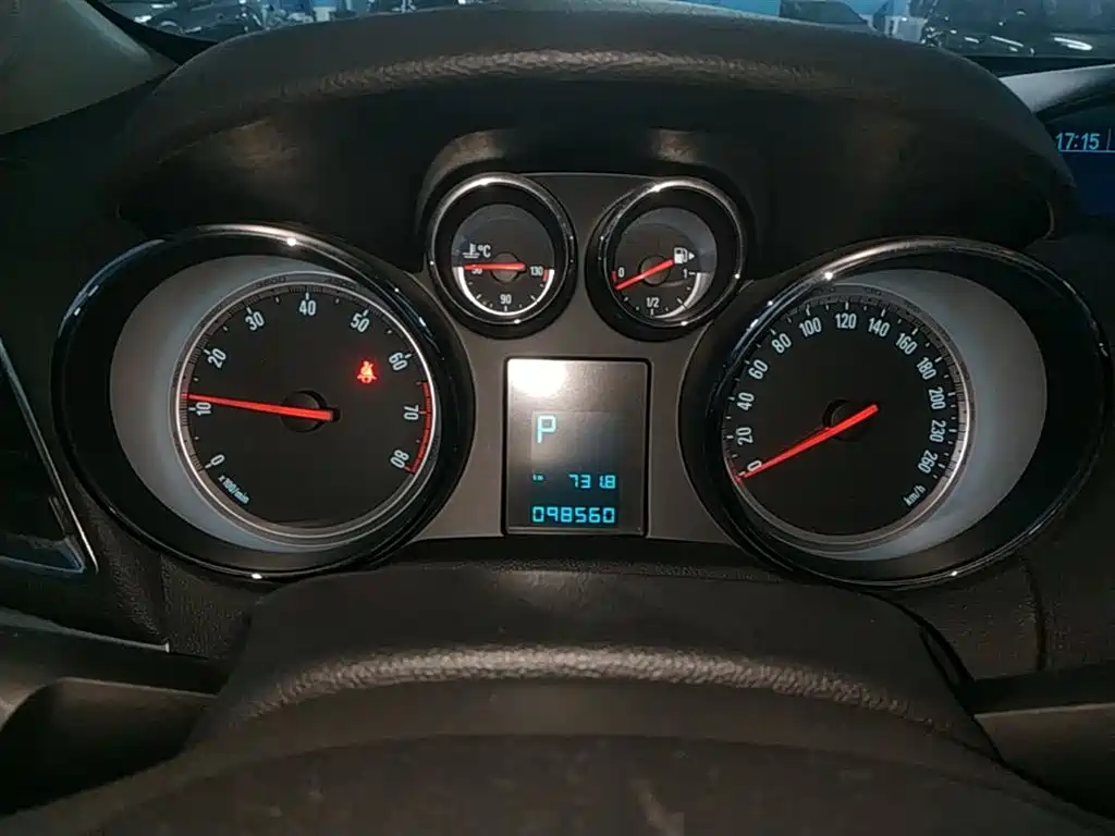 Buick Encore 2014 1.4T Automatic 2WD Urban Elite фото 12