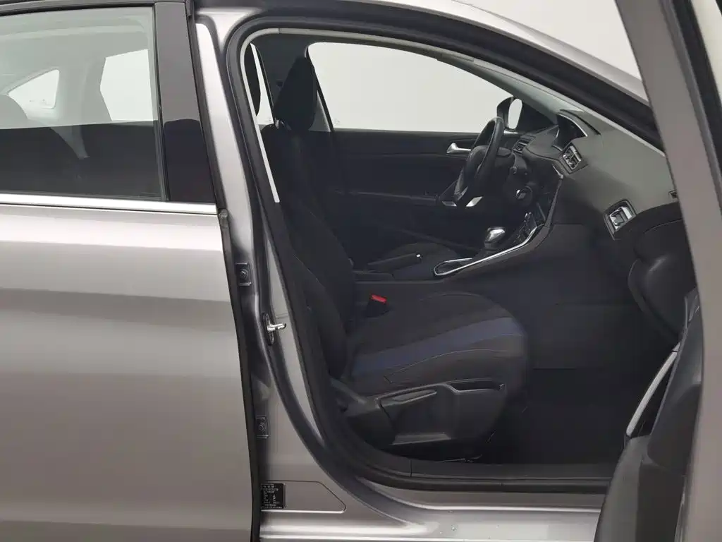 Peugeot 308 2018 2018 1.6L Auto Luxury Edition