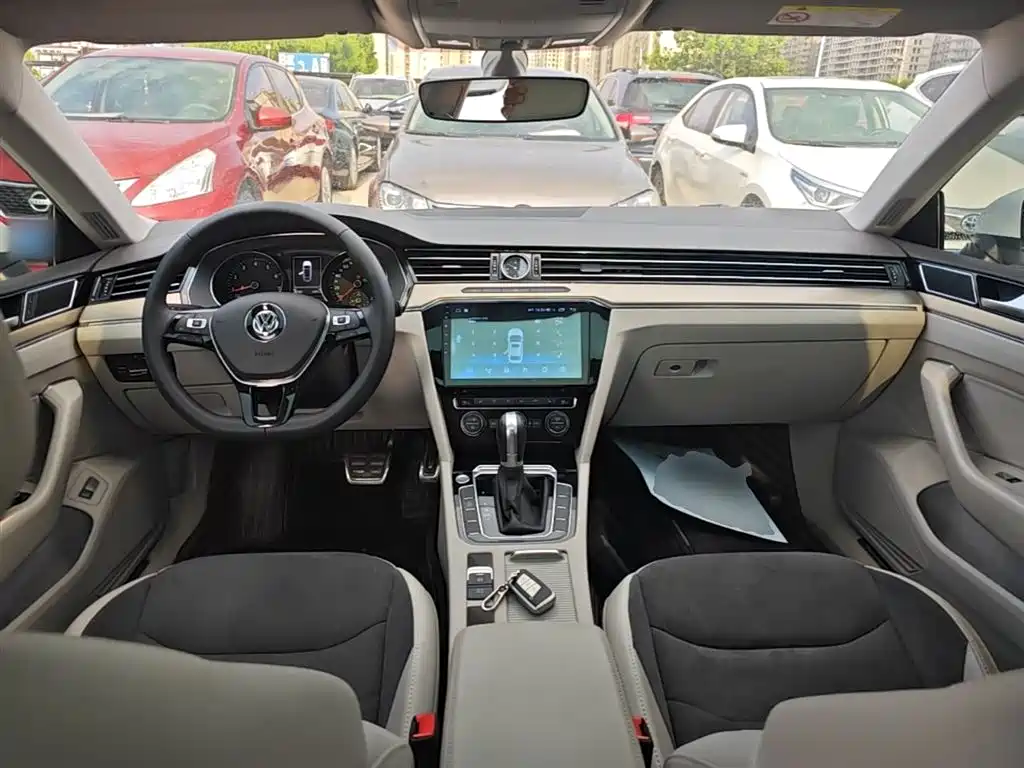 Volkswagen FAW-Volkswagen CC 2019 330TSI Luxury Appearance (China V) фото 10