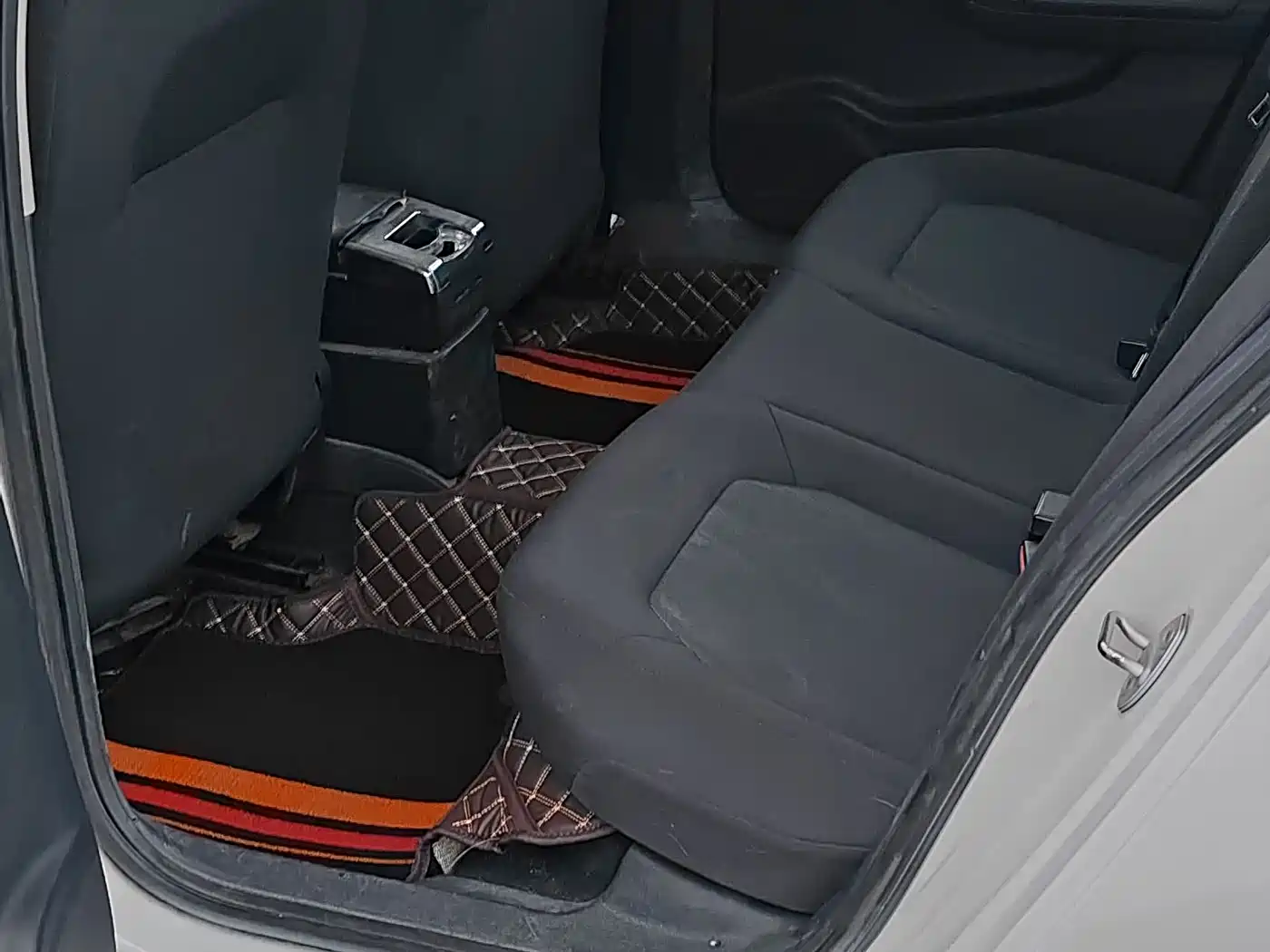 Volkswagen Jetta 2015 Value Edition 1.6L Manual Fashion фото 6