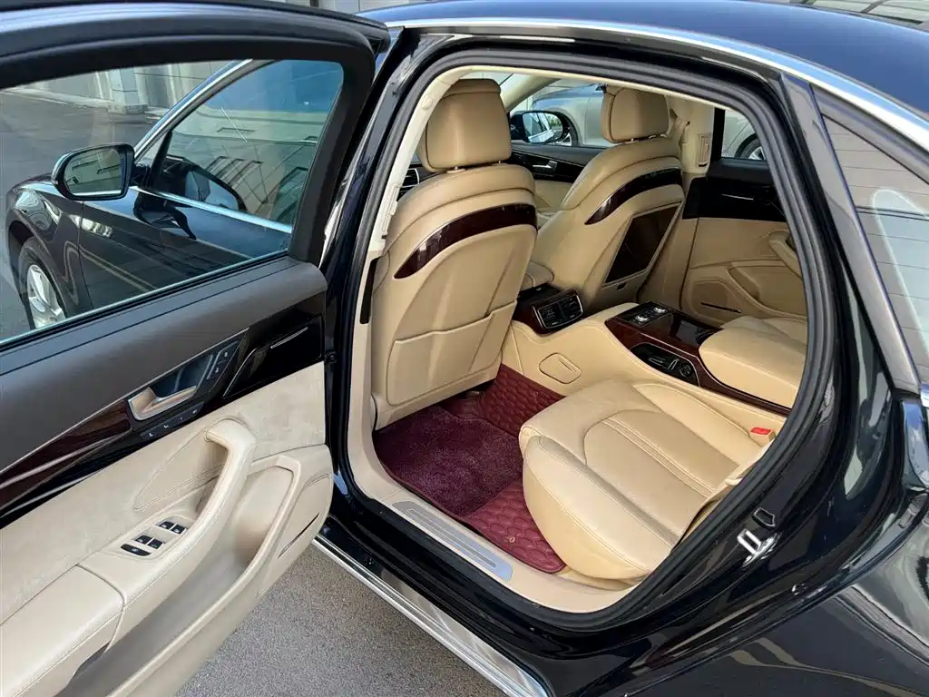 Audi A8 2012 A8L 45 TFSI quattro Luxury фото 7