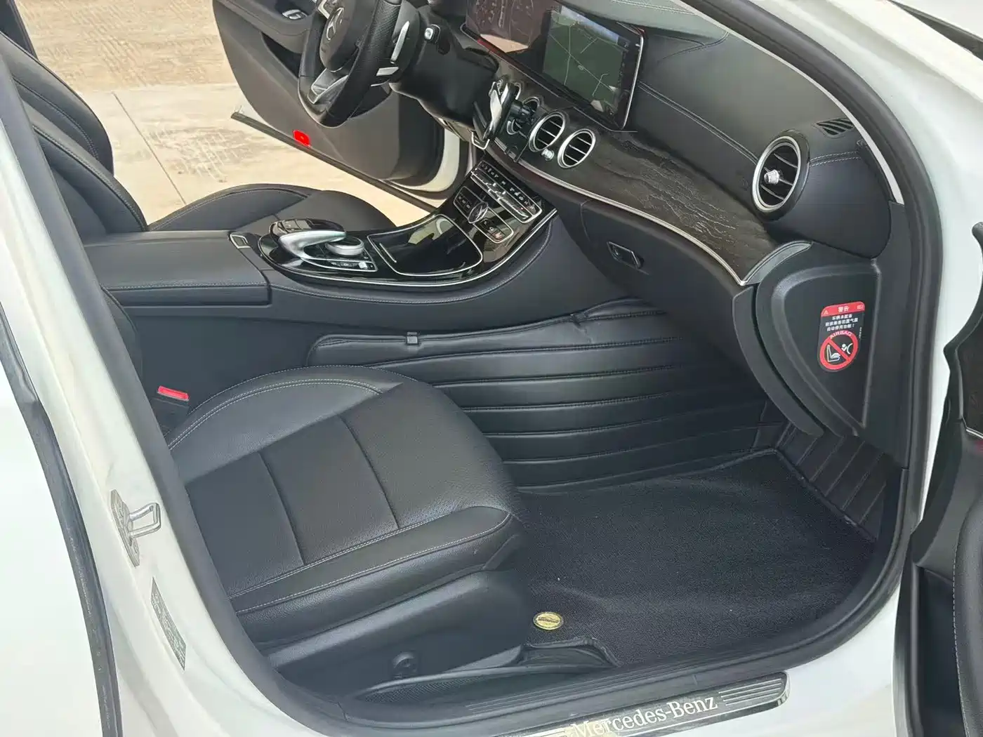 Mercedes-Benz E-Class 2016 E 300 L Sport Luxury фото 6