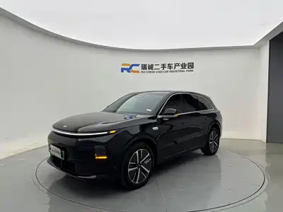Li Auto L6