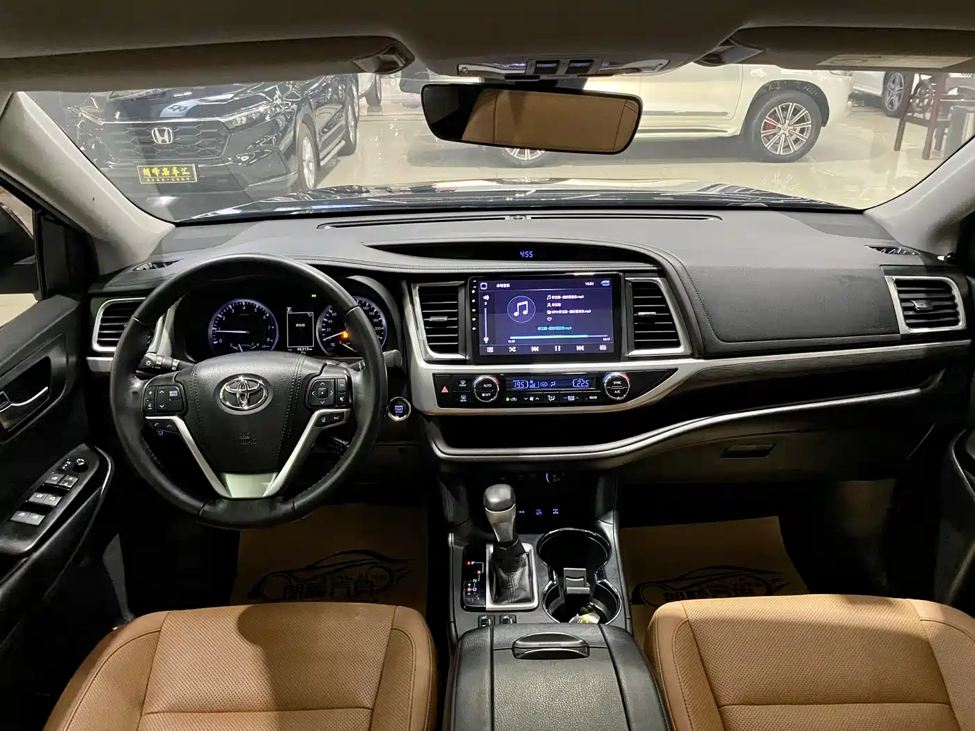 Toyota Highlander 2018 Model 2.0T 4WD Knight Edition 7-Seater China VI фото 17