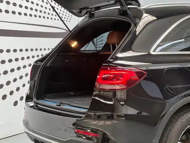 Mercedes-Benz GLC 2020 Facelift GLC 300 L 4MATIC Dynamic — фото 5