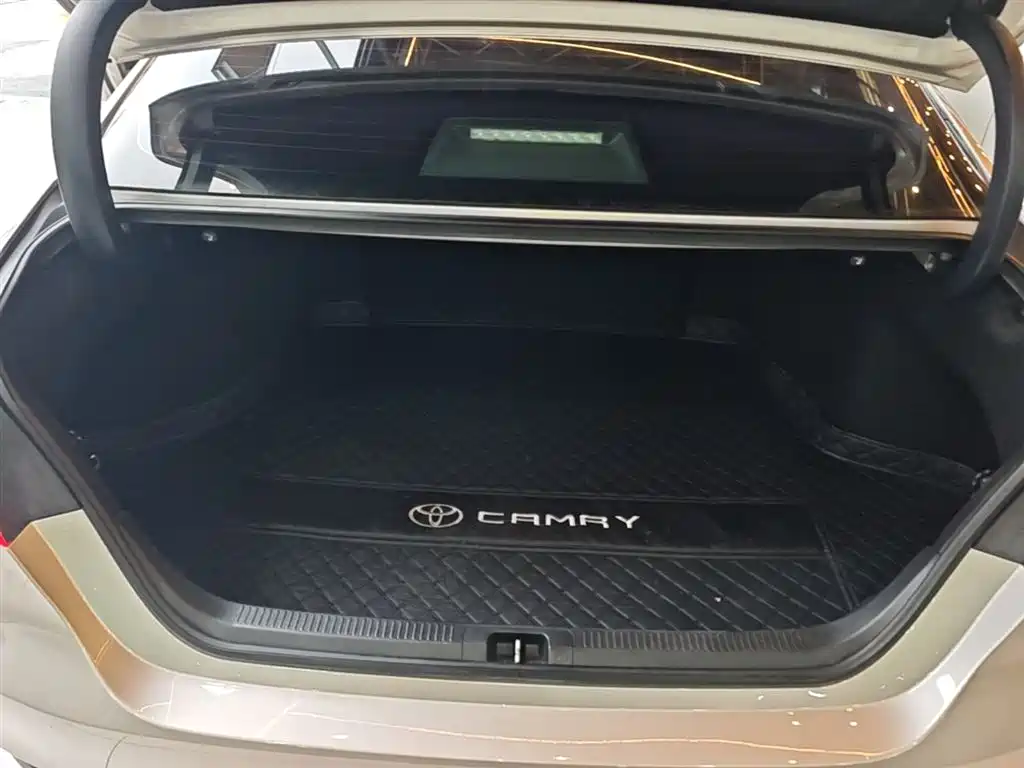 Toyota Camry 2019 Facelift 2.0G Luxury Edition фото 19