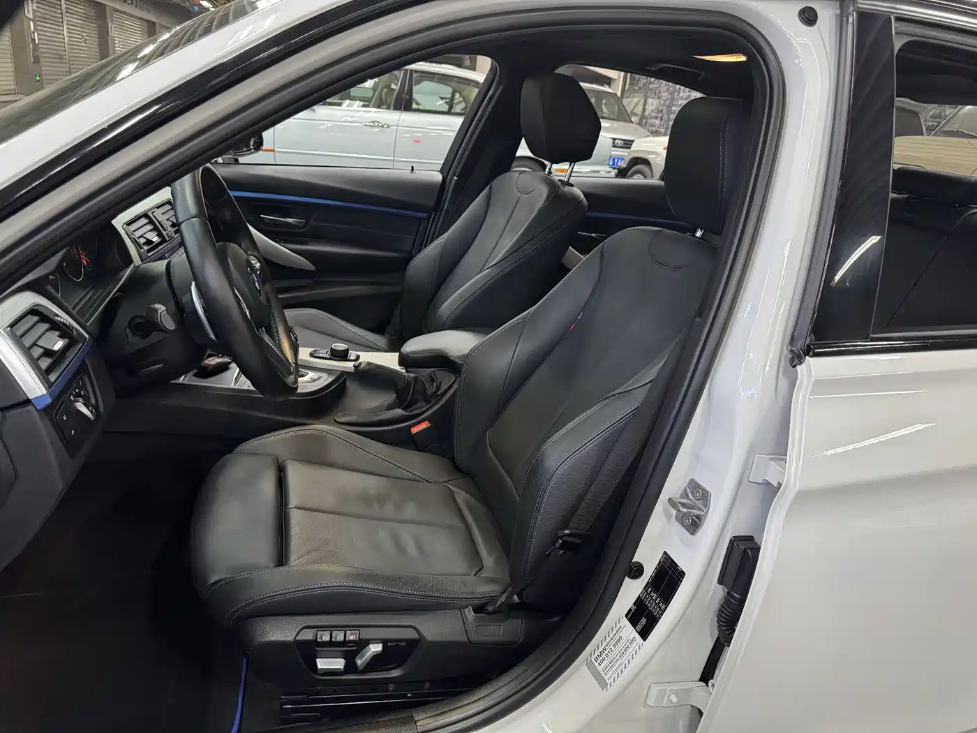 BMW 3 Series 2018 320i M Sport Package фото 19