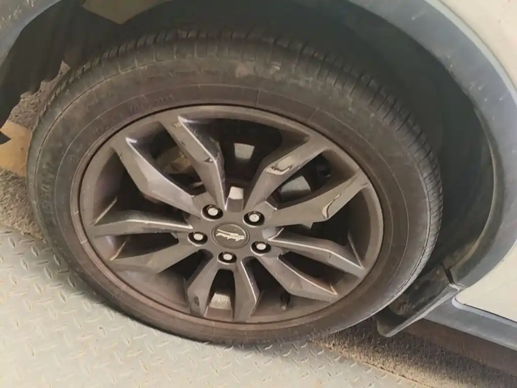 Landwind X2 2019 2017 1.6L Auto Vigorous Edition