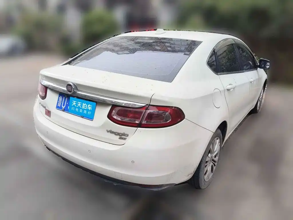 Fiat Viaggio 2016 2015 1.4T Auto Sport Edition