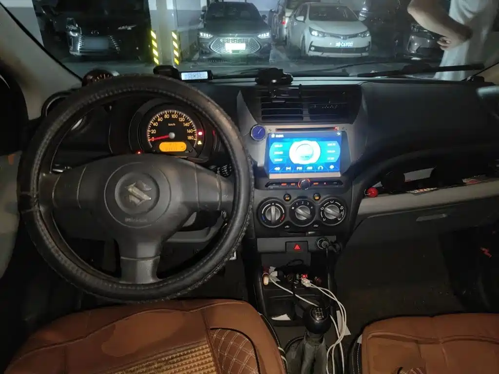 صورة 10 - Suzuki Alto