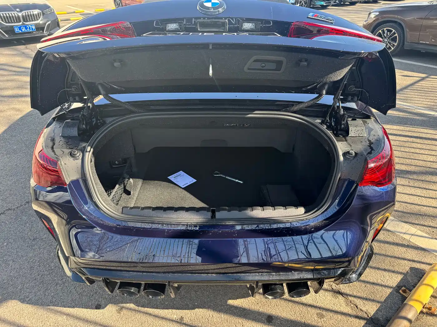 BMW M4 2024 BMW M4 Convertible M xDrive Competition фото 4