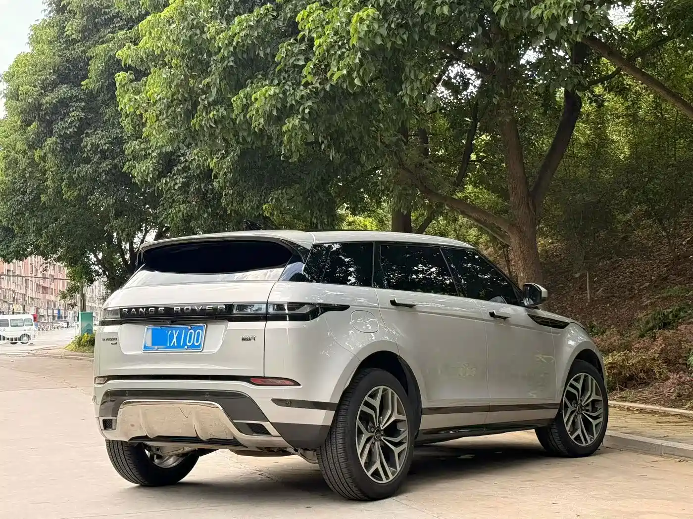 Land Rover Range Rover Evoque 2024 2023 Range Rover Evoque L 249PS Luxury Edition