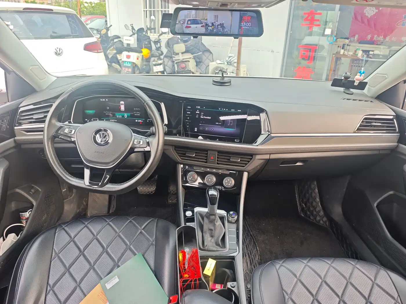 Volkswagen Sagitar 2021 280TSI DSG Surpassing Edition фото 6