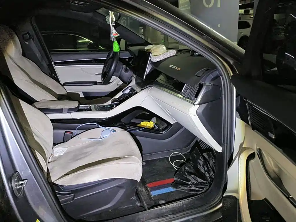 Photo 13 - BYD Song PLUS PHEV