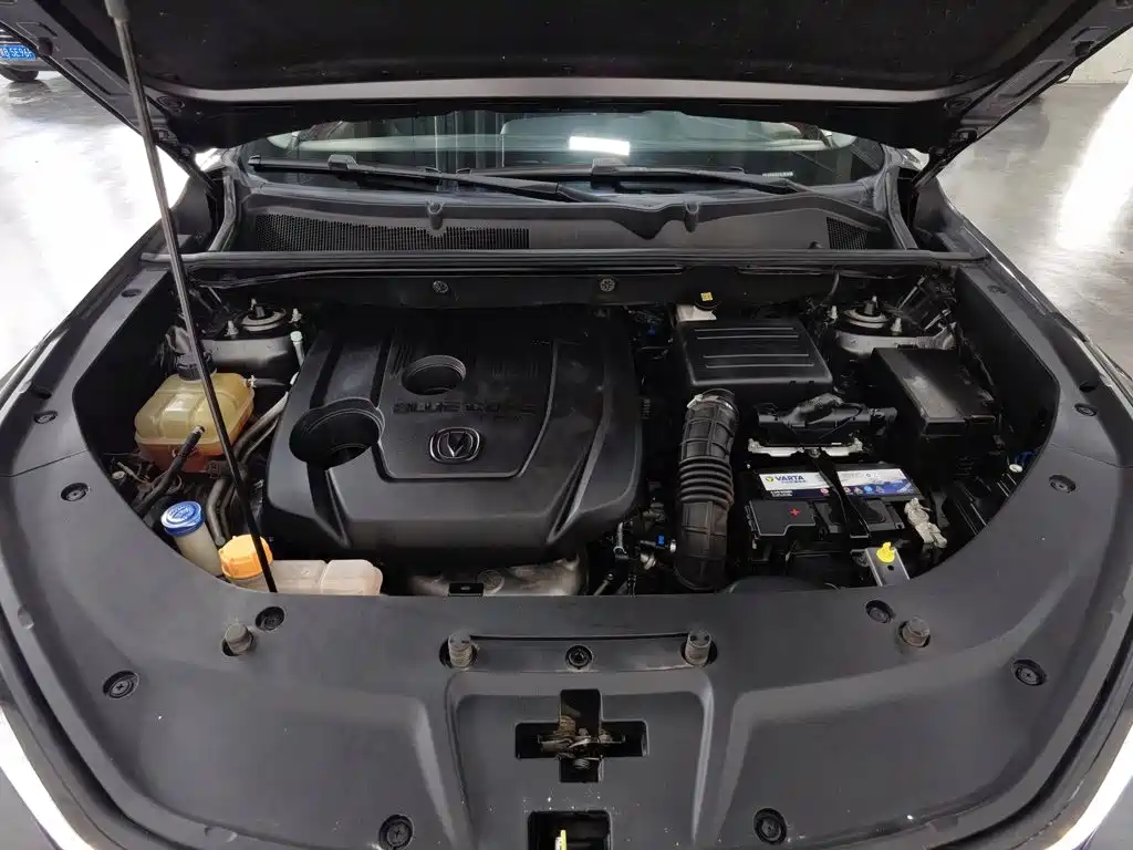 Фото 6 - Changan CS75 PLUS
