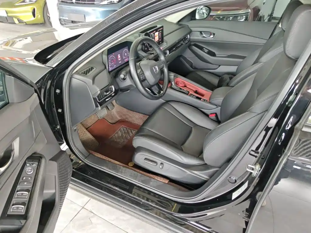 Photo 16 - Honda Inspire