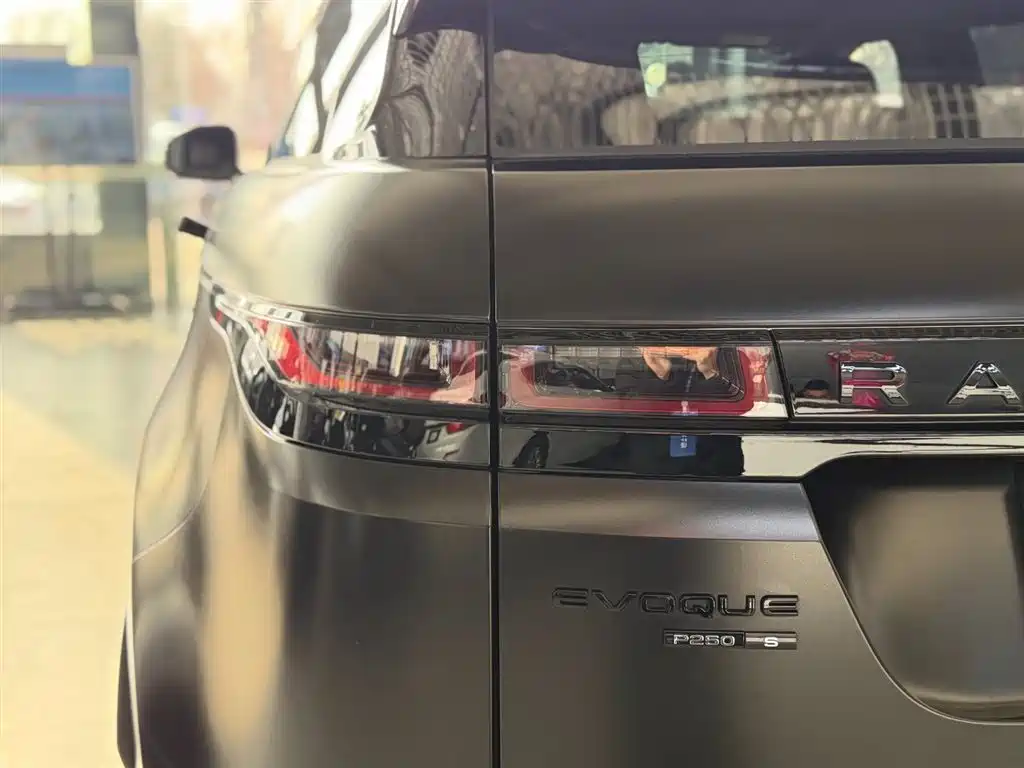 Land Rover Range Rover Evoque 2020 249PS R-DYNAMIC S Sport Edition фото 10