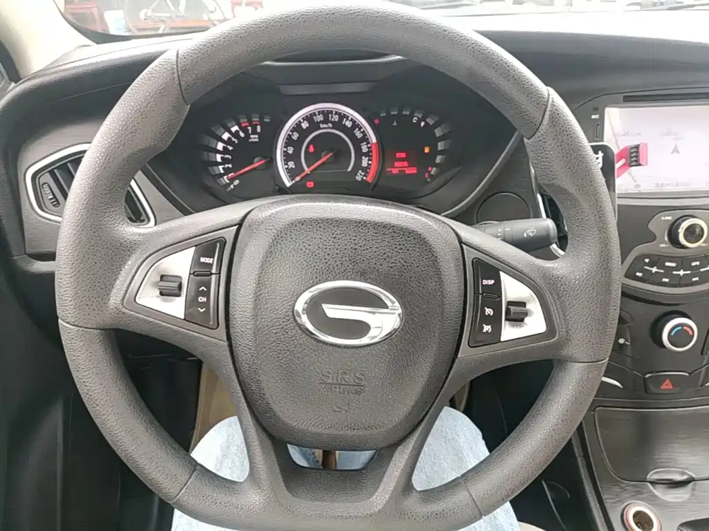 GAC Trumpchi Trumpchi GA3S Vision 2014 2014 1.6L Manual Luxury Edition