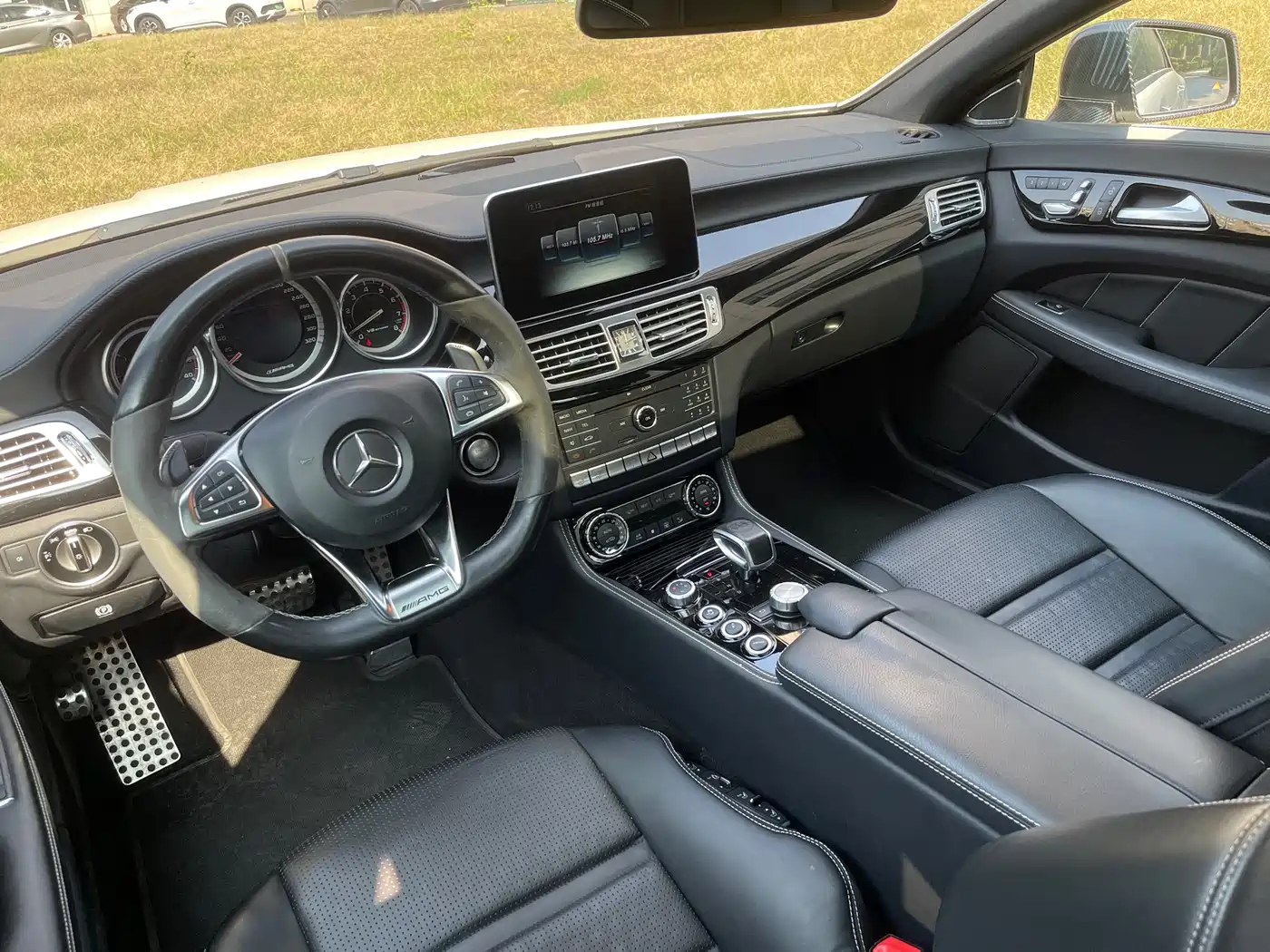 Mercedes-Benz CLS AMG 2015 AMG CLS 63 S 4MATIC фото 18