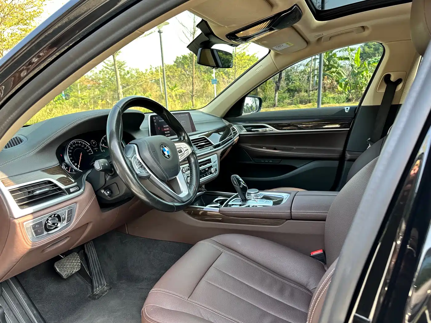 BMW 7 Series 2018 730Li Leading Type Excellence Package фото 9
