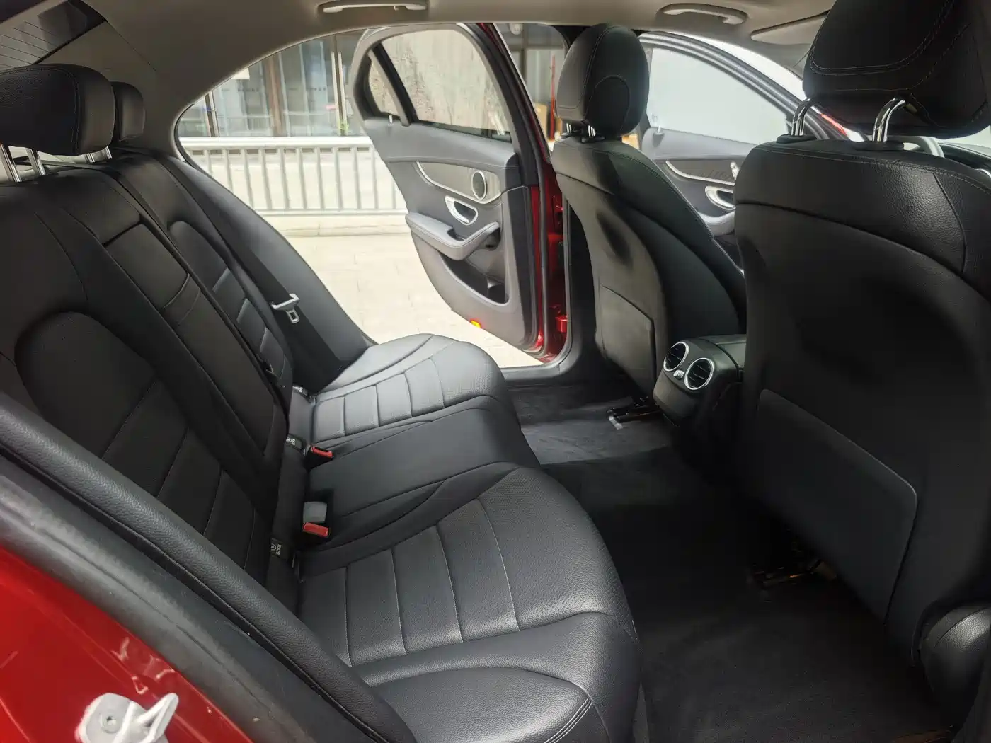Mercedes-Benz C-Class 2016 2015 Facelift C 180 L Sport