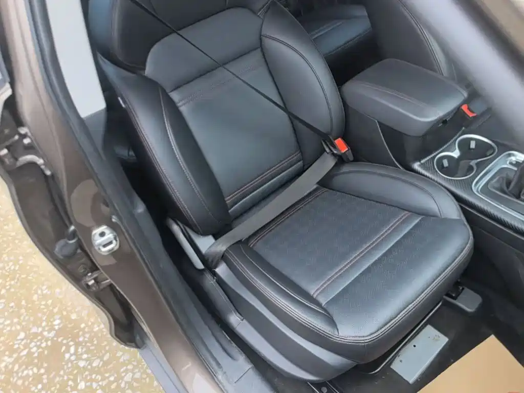 Фото 25 - JAC Refine S7